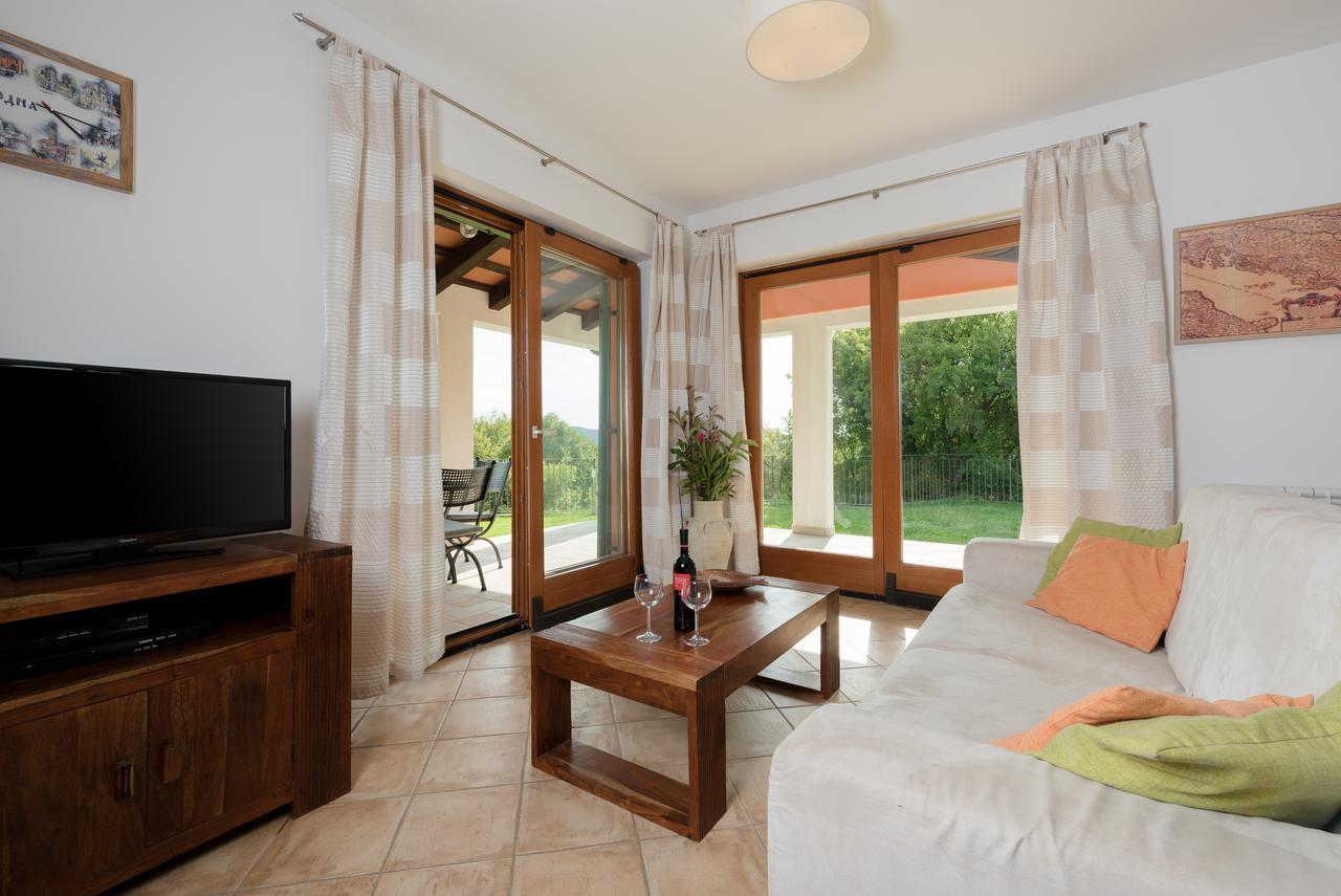 Apartments Athos Rabac Zewnętrze zdjęcie